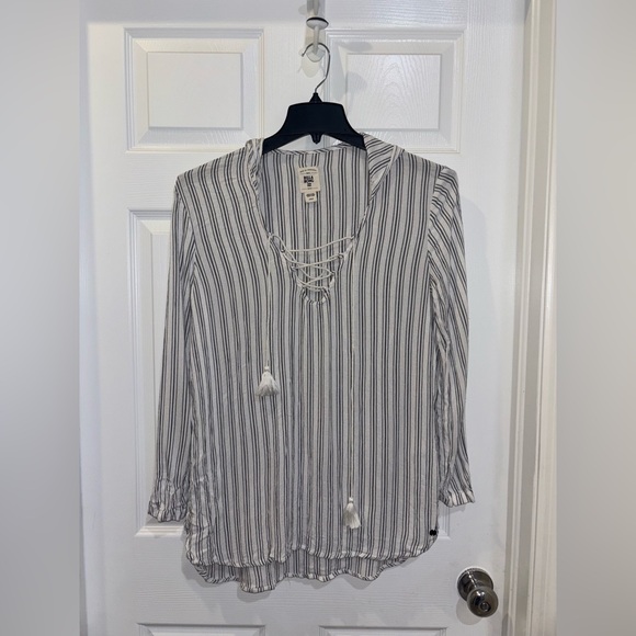 Billabong Women’s Same Story Cover Up SZ M - Picture 2 of 9